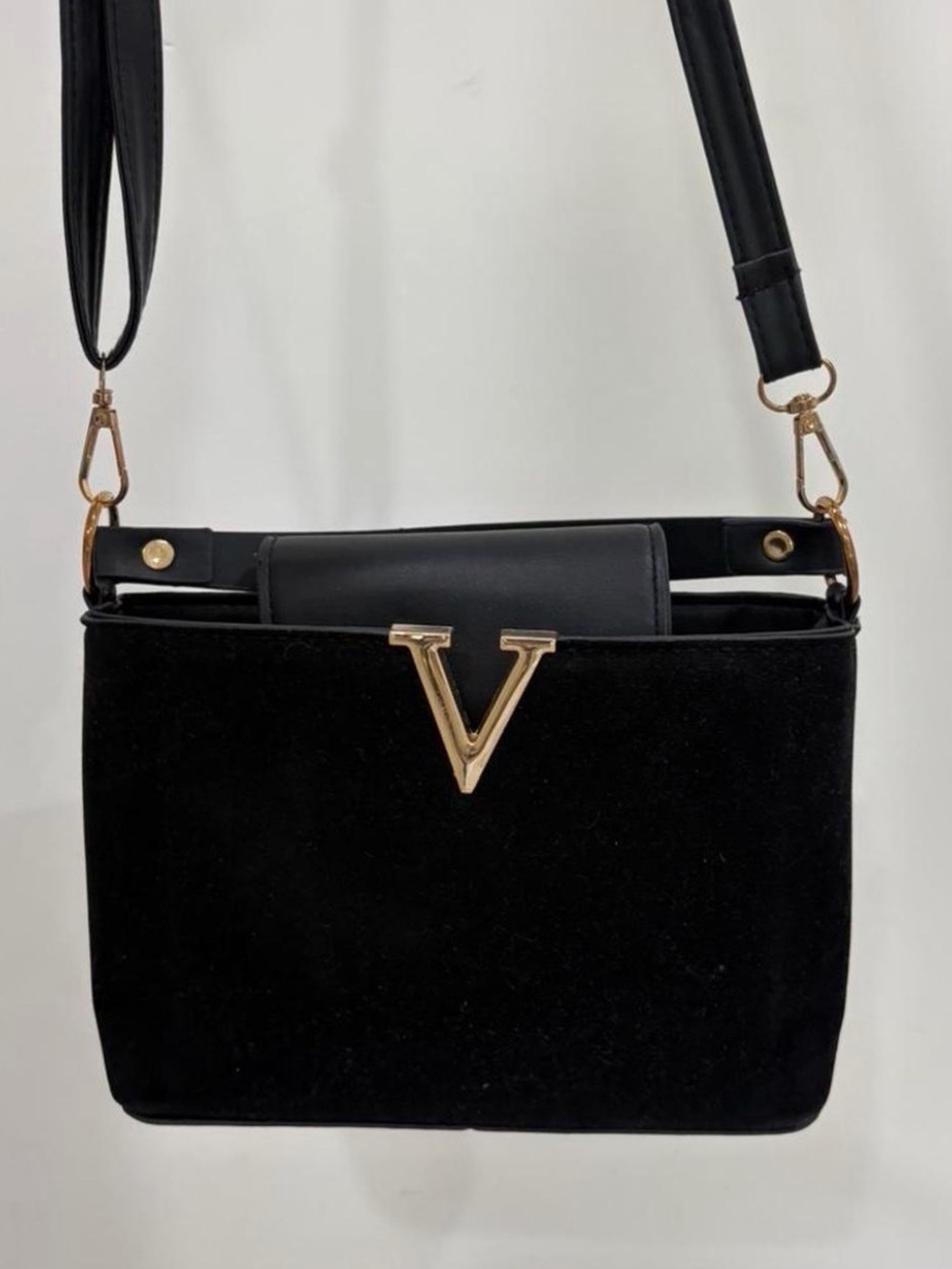 Black V-Accent Shoulder Bag